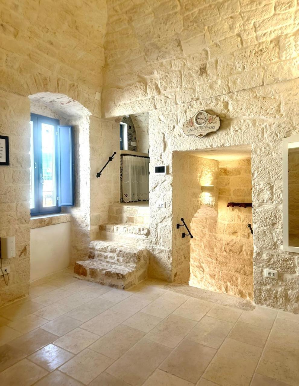Suite La Petra Ceglie Messapica Exterior foto