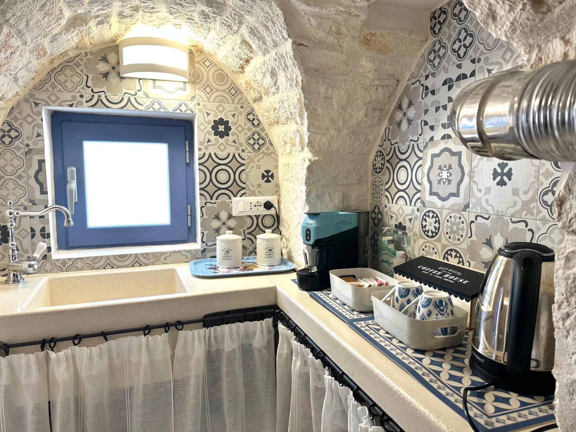 Suite La Petra Ceglie Messapica Exterior foto